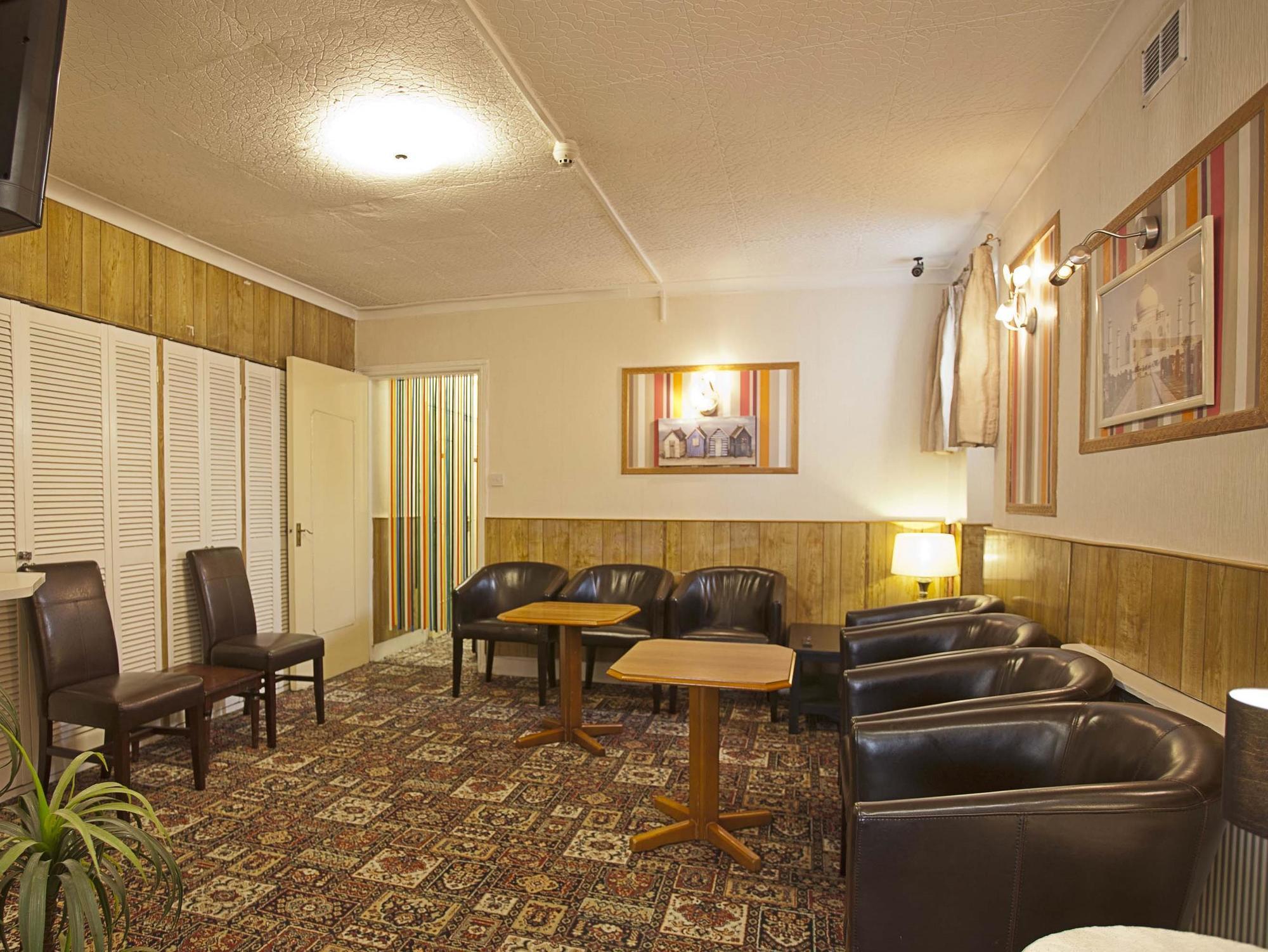 Earls Court Hotel Лондон Экстерьер фото